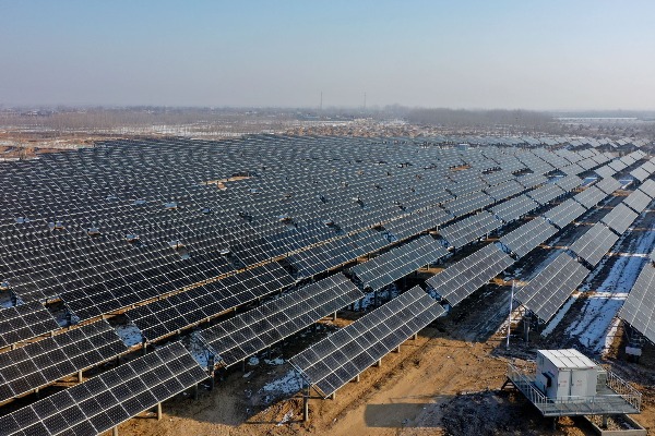 裝機猛增價格&ldquo;跳水&rdquo;　光伏行業(yè)過熱&ldquo;后遺癥&rdquo;漸顯